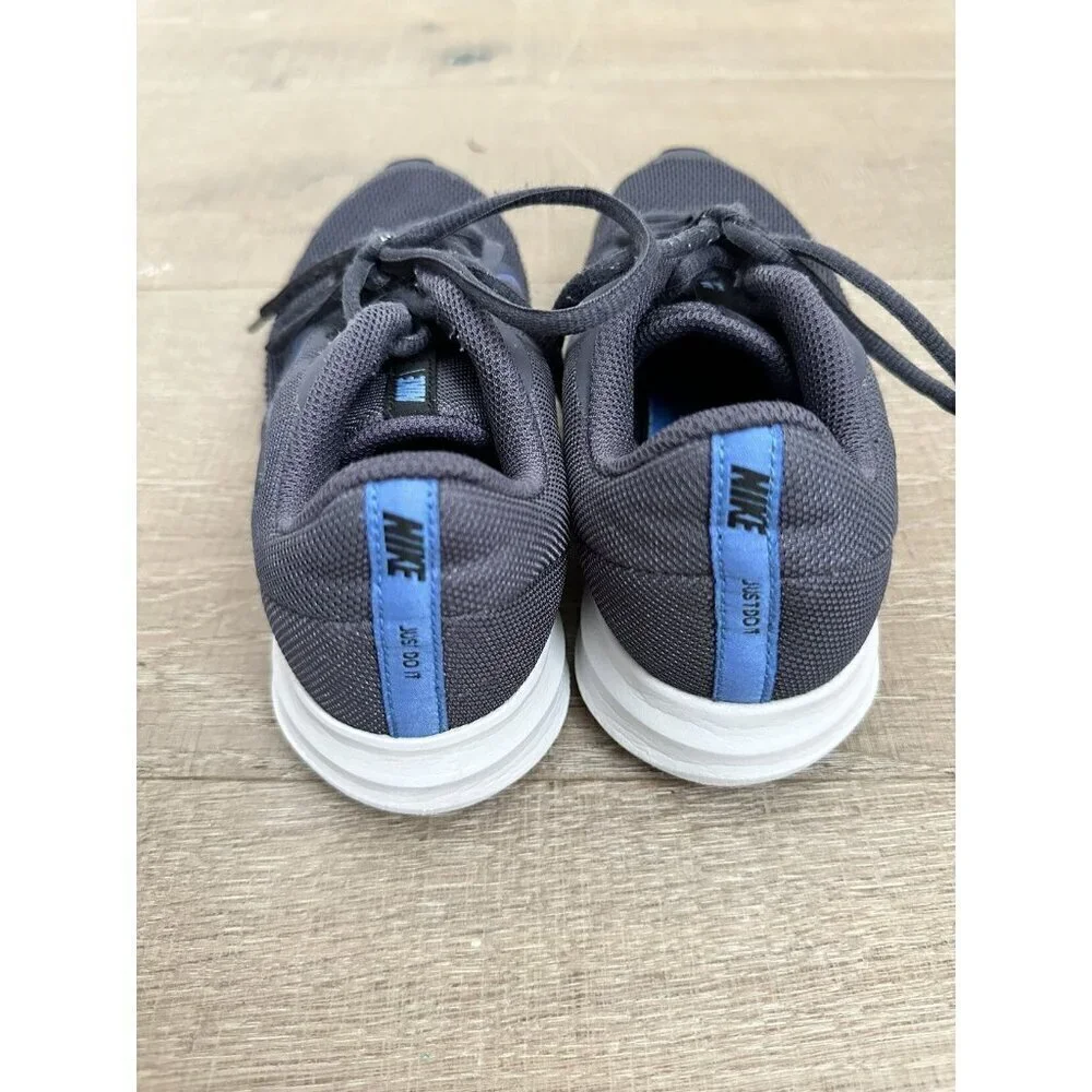 Nike Blue Sneakers - Picture 6 of 9